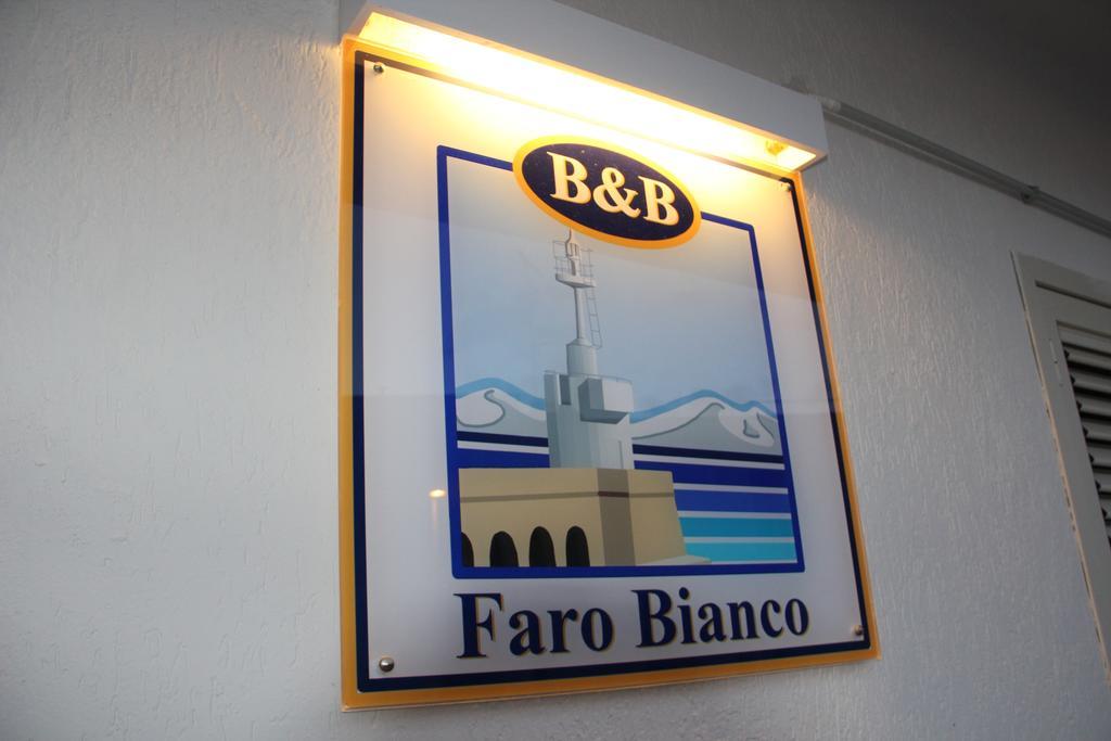 B&B Faro Bianco 奥特朗托 外观 照片